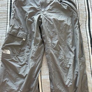 The North Face HyVent Ski Pants medium